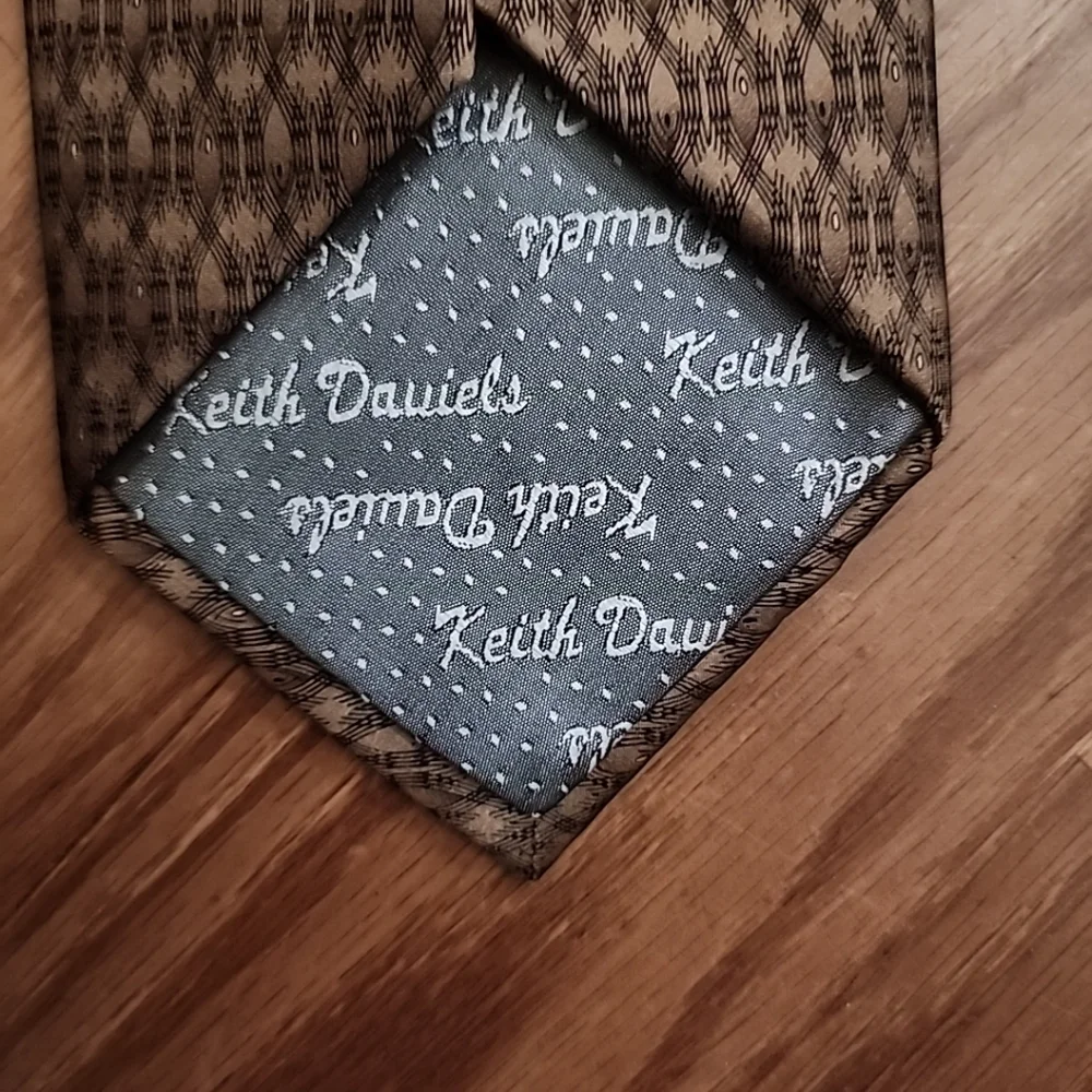 keith daniels excellent used